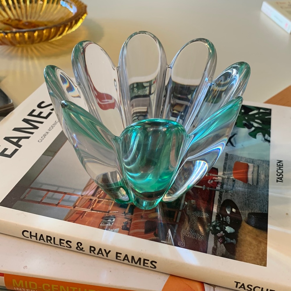 Orrefors Crystal Mayflower Green Round Bowl by Jan Johansson for Orrefors.